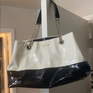 Perfect condition Black & White Kate Spade Purse